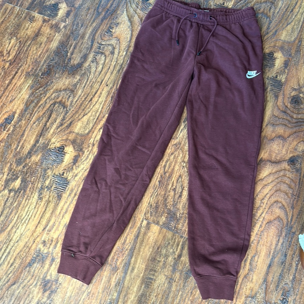 Women’s Nike Cotton Joggers Size Small Maroon